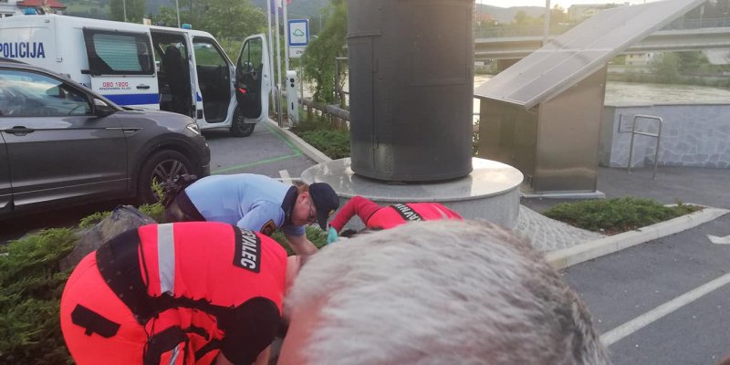 Dekorativna skala skoraj povzročila tragedijo