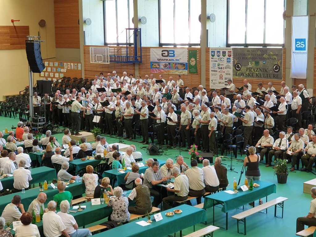 Okoli 400 lovcev na prazniku lovske kulture v Dravogradu
