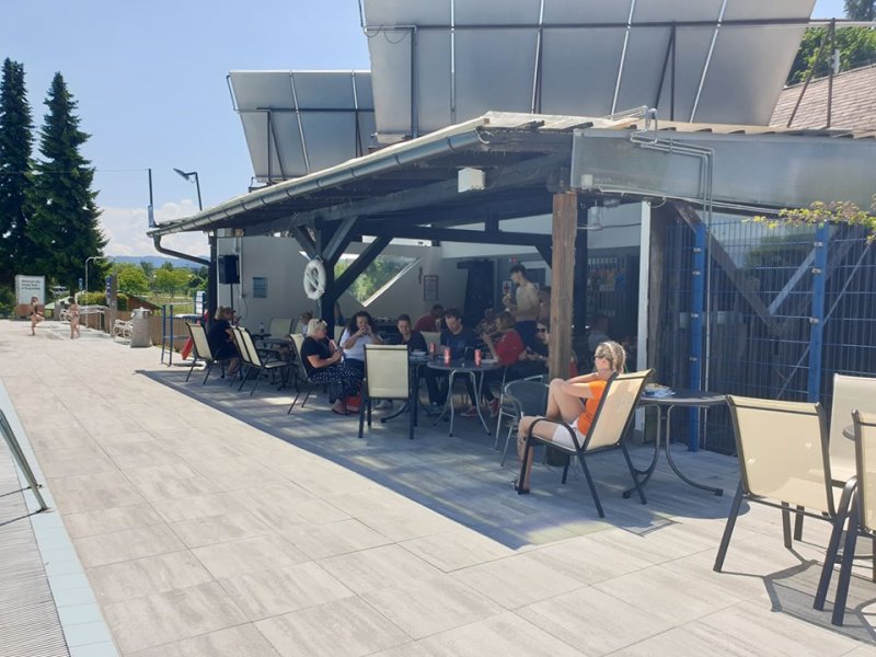 Slovenjgraški bazen začel svojo zadnjo sezono v stari podobi