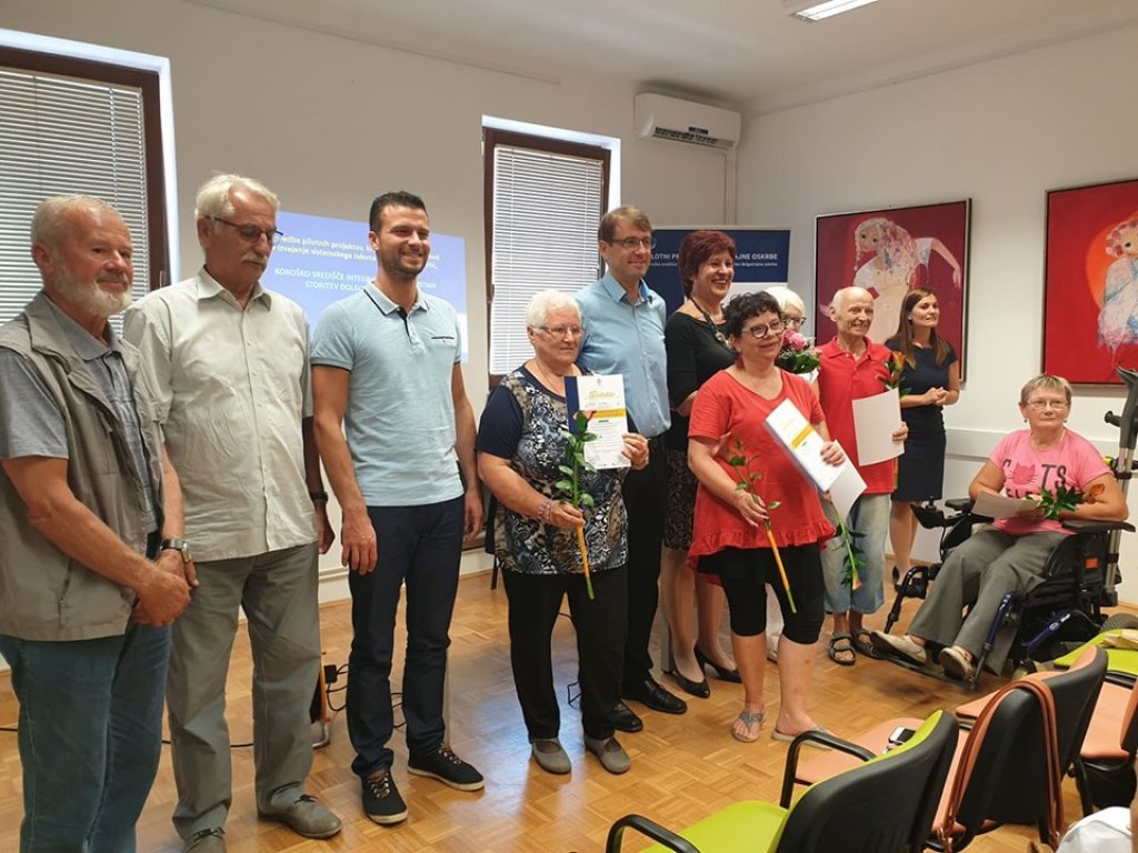 Neformalni oskrbovalci: medsebojna pomoč za boljšo kvaliteto življenja
